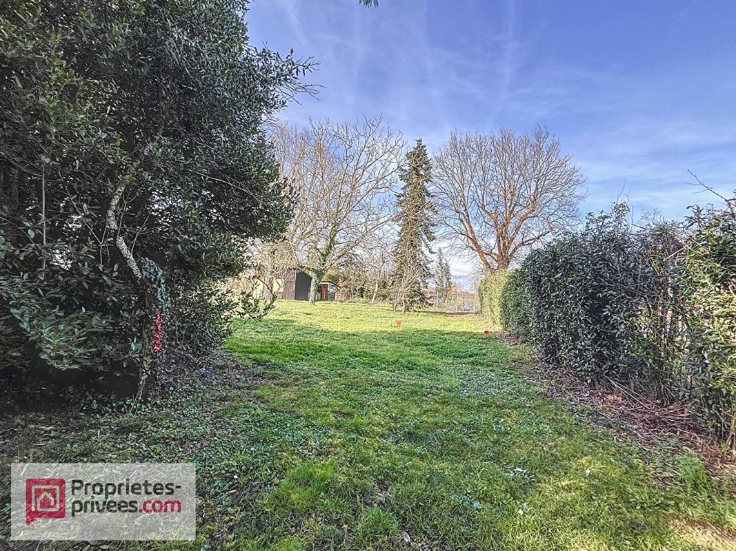 COUFOULEUX Terrain constructible 884 m2 2