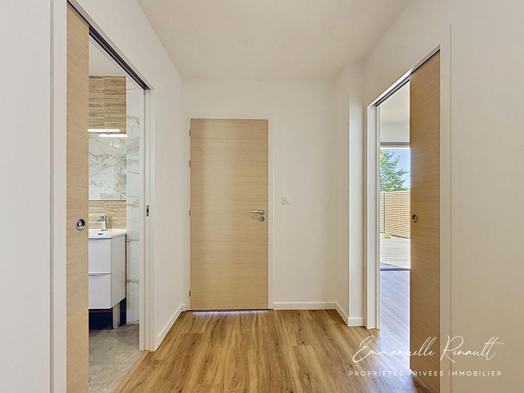 AURAY Maison contemporaine 2026 · Belle vie de plain pied · Terrain 740 m² · À pied de la gare · AURAY 12