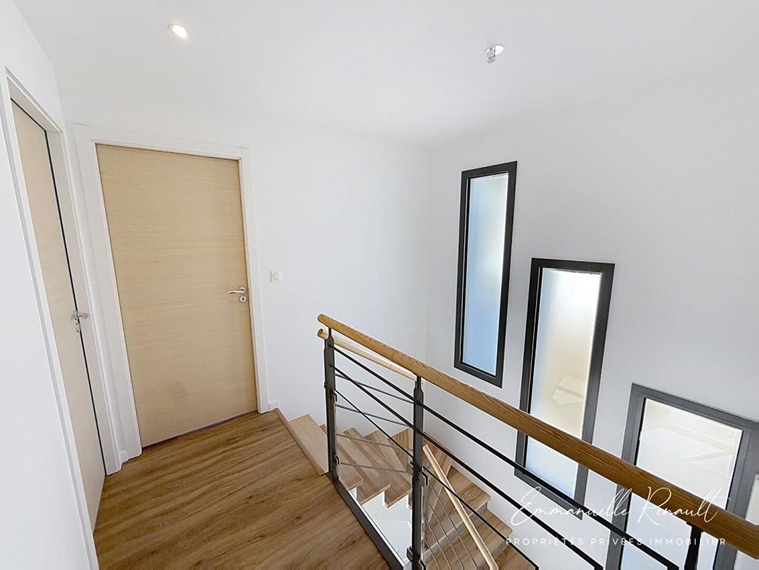 AURAY Maison contemporaine 2026 · Belle vie de plain pied · Terrain 740 m² · À pied de la gare · AURAY 14