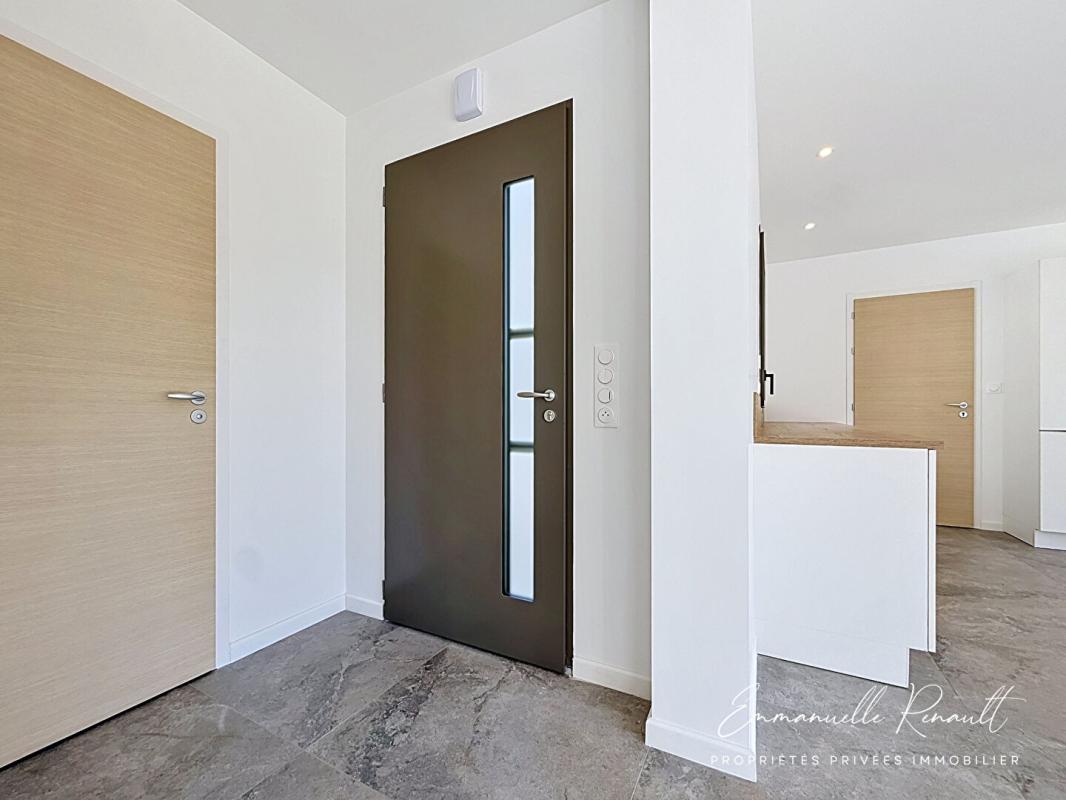 AURAY Maison contemporaine 2026 · Belle vie de plain pied · Terrain 740 m² · À pied de la gare · AURAY 6