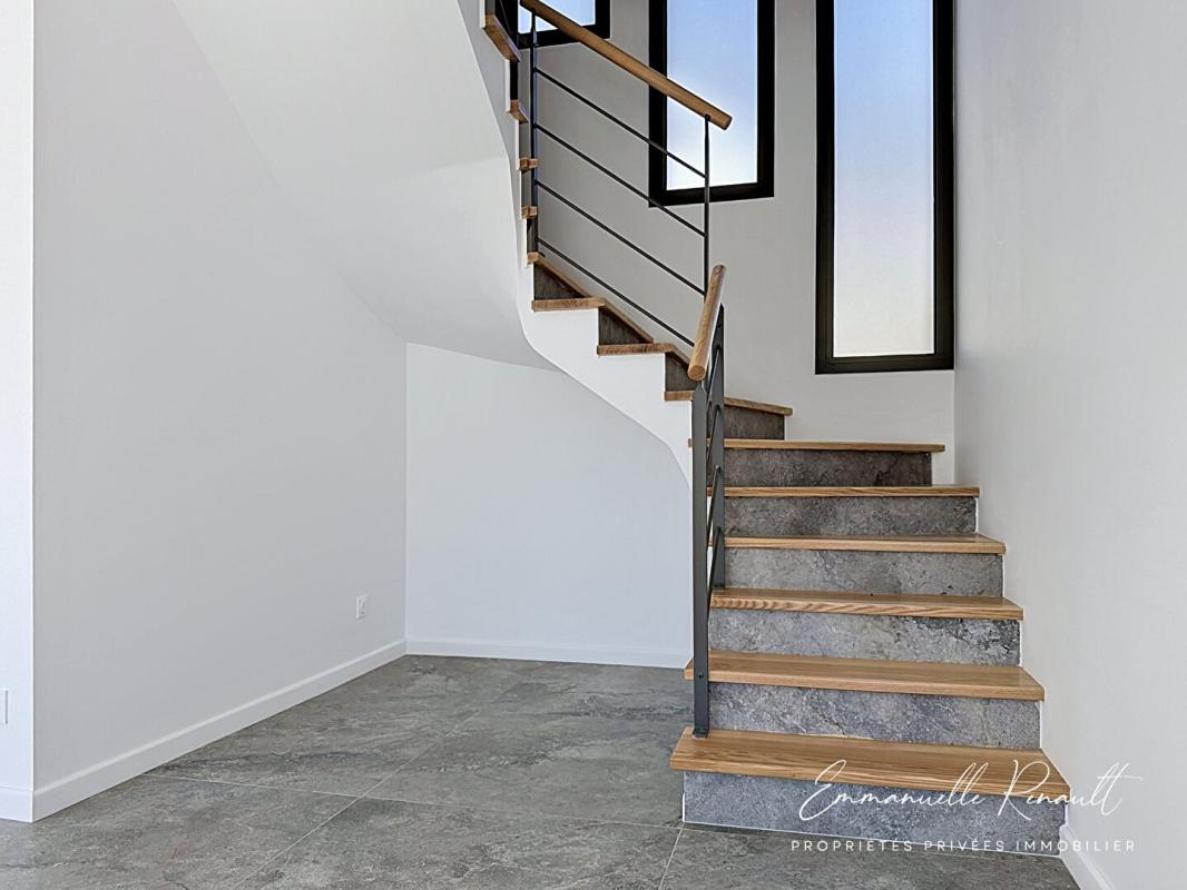 AURAY Maison contemporaine 2026 · Belle vie de plain pied · Terrain 740 m² · À pied de la gare · AURAY 8