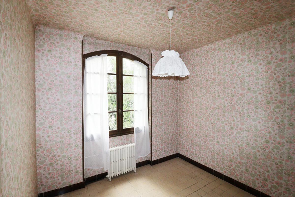 VILLENEUVE-LES-AVIGNON Maison Villeneuve Les Avignon 10 pièce(s) 300 m2 11