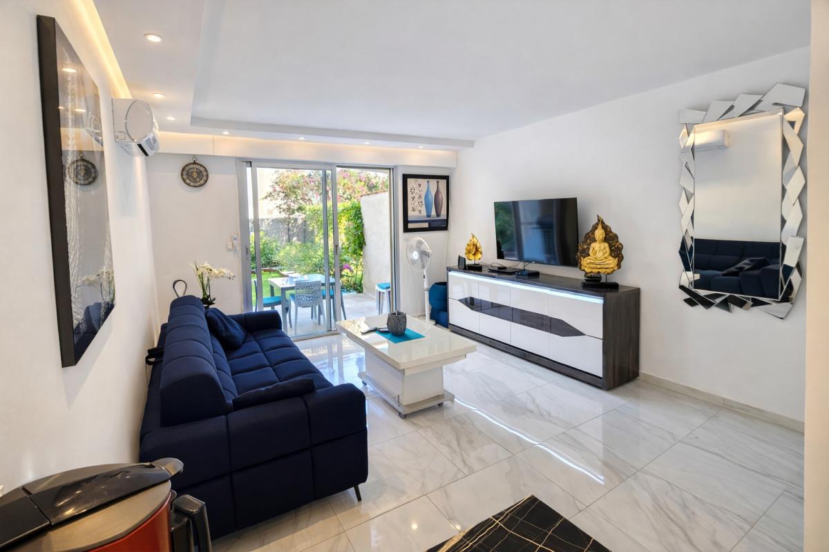 FREJUS Appartement Frejus 1 pièce(s) 34 m2 + garage 3