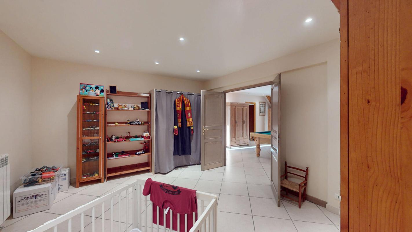 OZOIR-LA-FERRIERE PROPRIÉTÉ DE STANDING  284 m2 de 8 PIÈCES 499 000 13