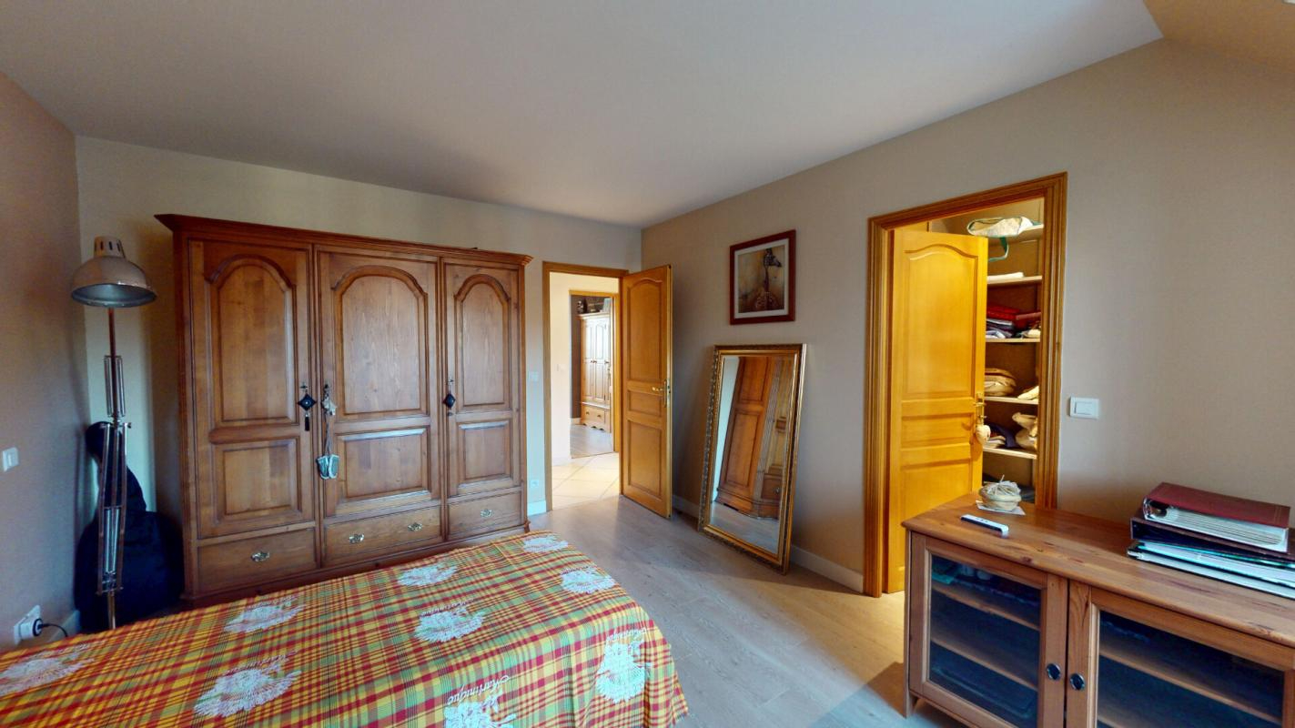 OZOIR-LA-FERRIERE PROPRIÉTÉ DE STANDING  284 m2 de 8 PIÈCES 499 000 16