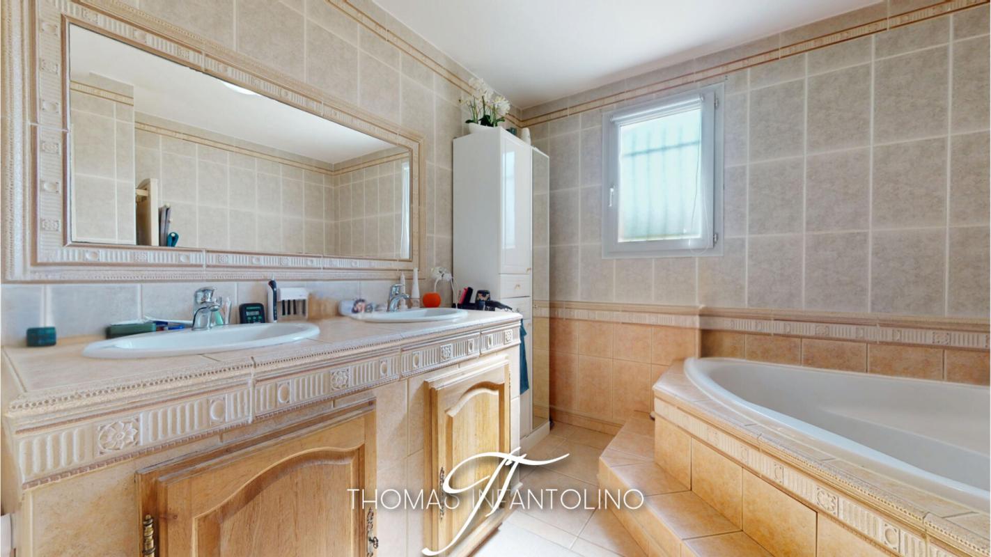 CARCASSONNE EN EXCLUSIVITE - QUARTIER BOIS DE SERRES - 4 CHAMBRES - PISCINE - CLIMATISATION - POÊLE A BOIS - PANNEAUX PHOTOVOLTAÏQUES 15