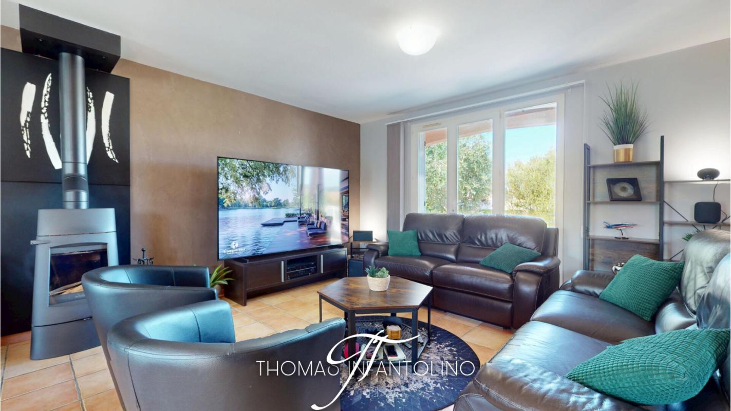 CARCASSONNE EN EXCLUSIVITE - QUARTIER BOIS DE SERRES - 4 CHAMBRES - PISCINE - CLIMATISATION - POÊLE A BOIS - PANNEAUX PHOTOVOLTAÏQUES 2