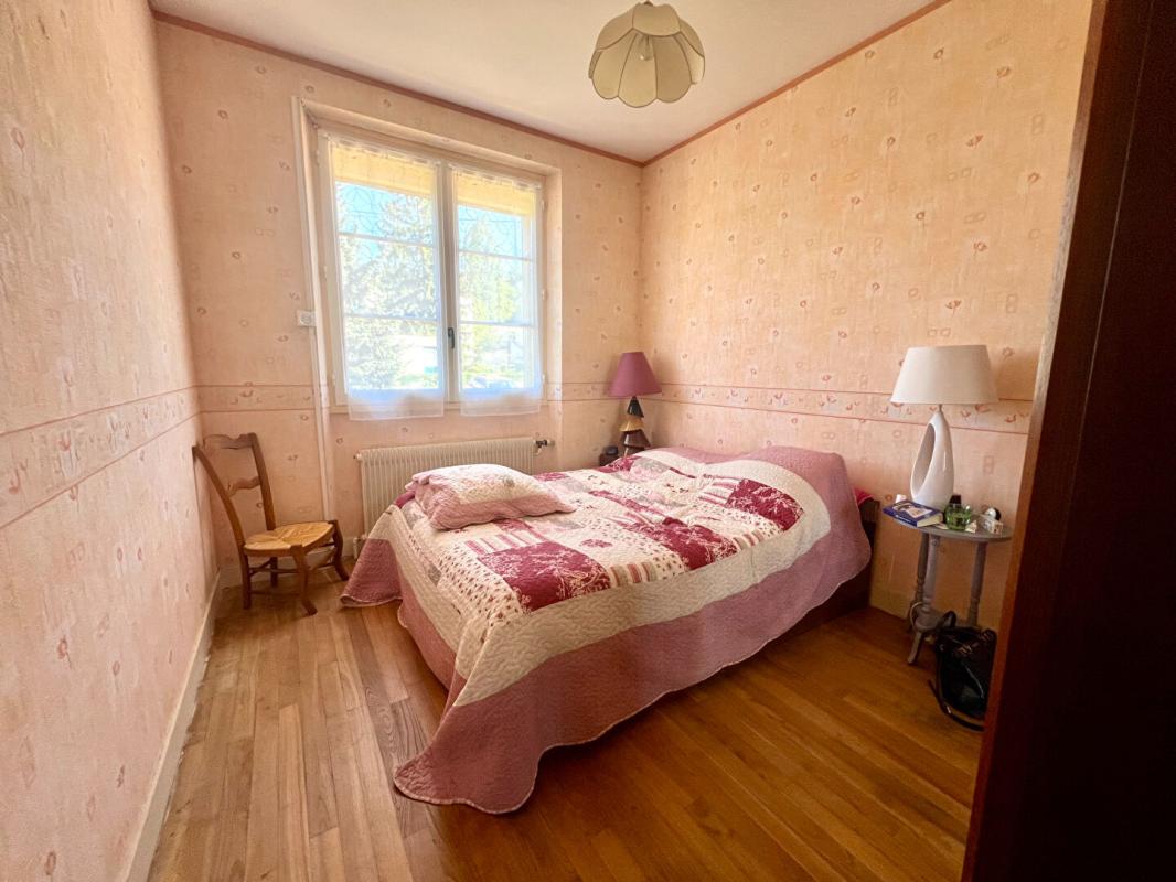 AREINES 5 MN DE VENDOME PAVILLON SUR SOUS SOL TOTAL 9