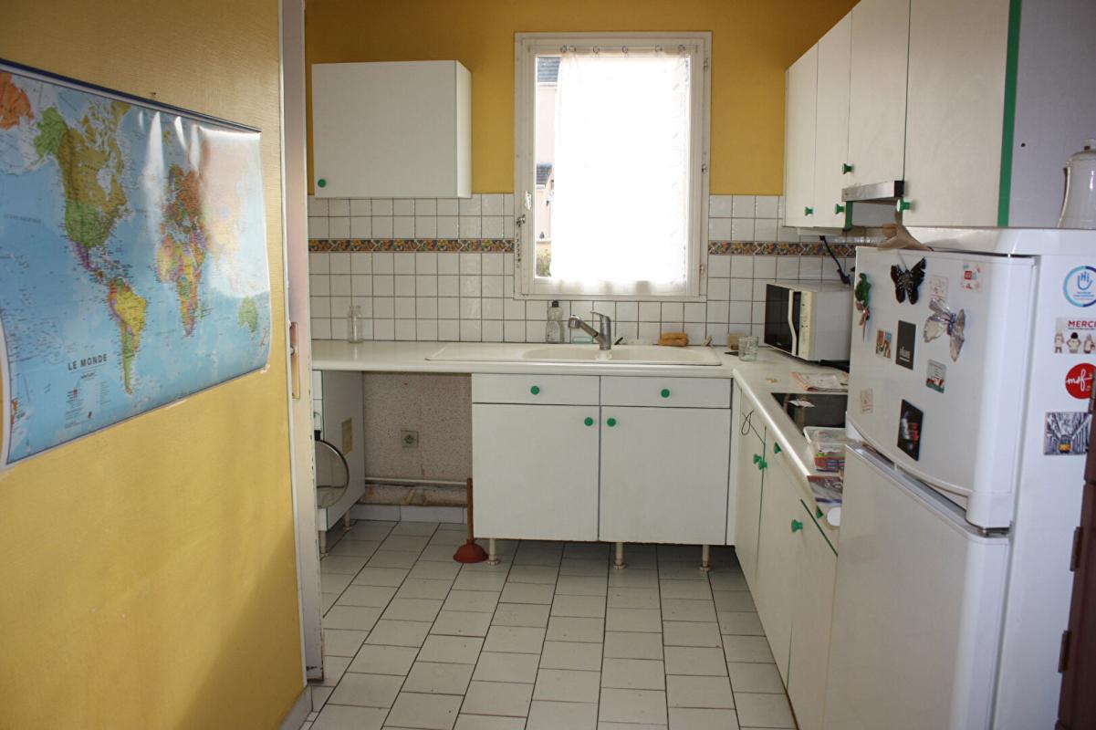 DOURDAN Maison Dourdan 6 pièce(s) 90 m2 3
