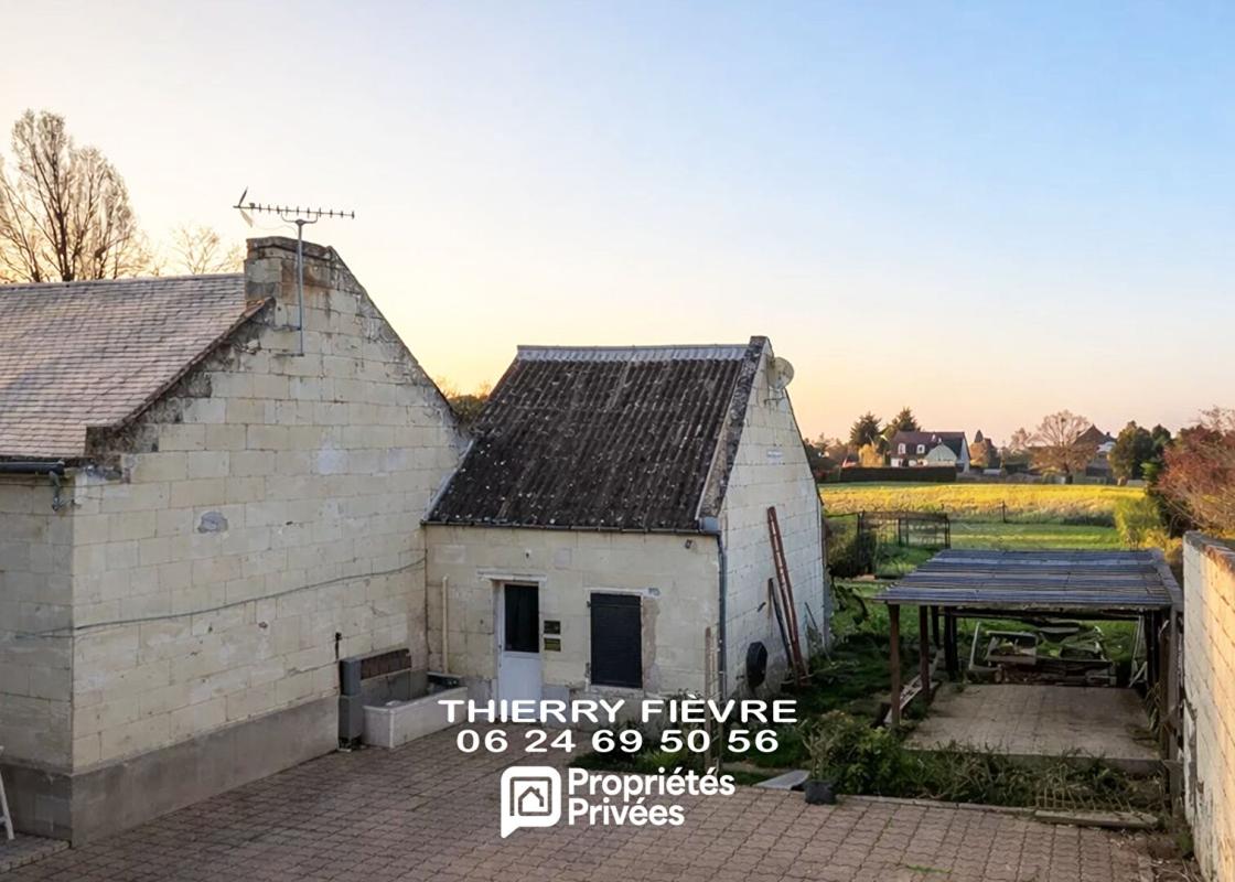 CHOUZE-SUR-LOIRE Chouzé Sur Loire 37140  Coeur de village Maison de 139 m2  6 pièces  4 chambres  dépendance jardin 10