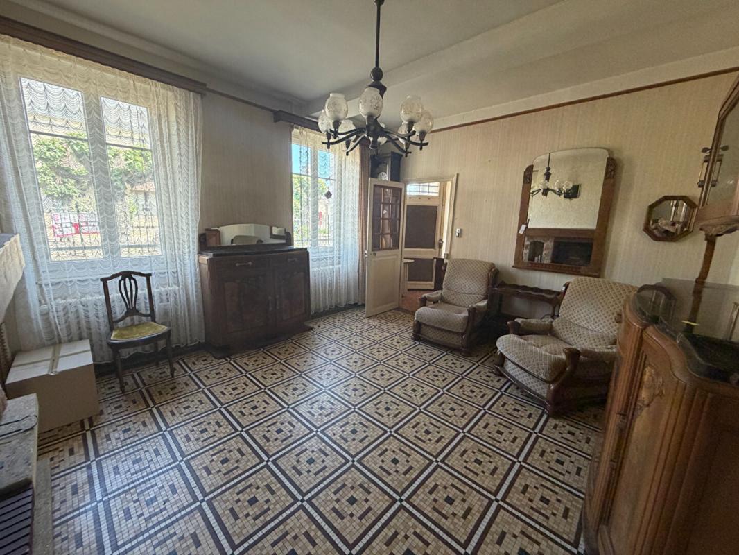 GUERIGNY Belle maison ancienne à Guérigny 7