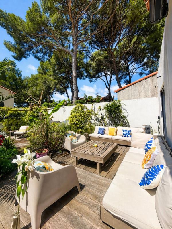 SAUSSET-LES-PINS Maison Sausset Les Pins 4 pièce(s) 116 m2 plein pied , piscine jardin garage 14