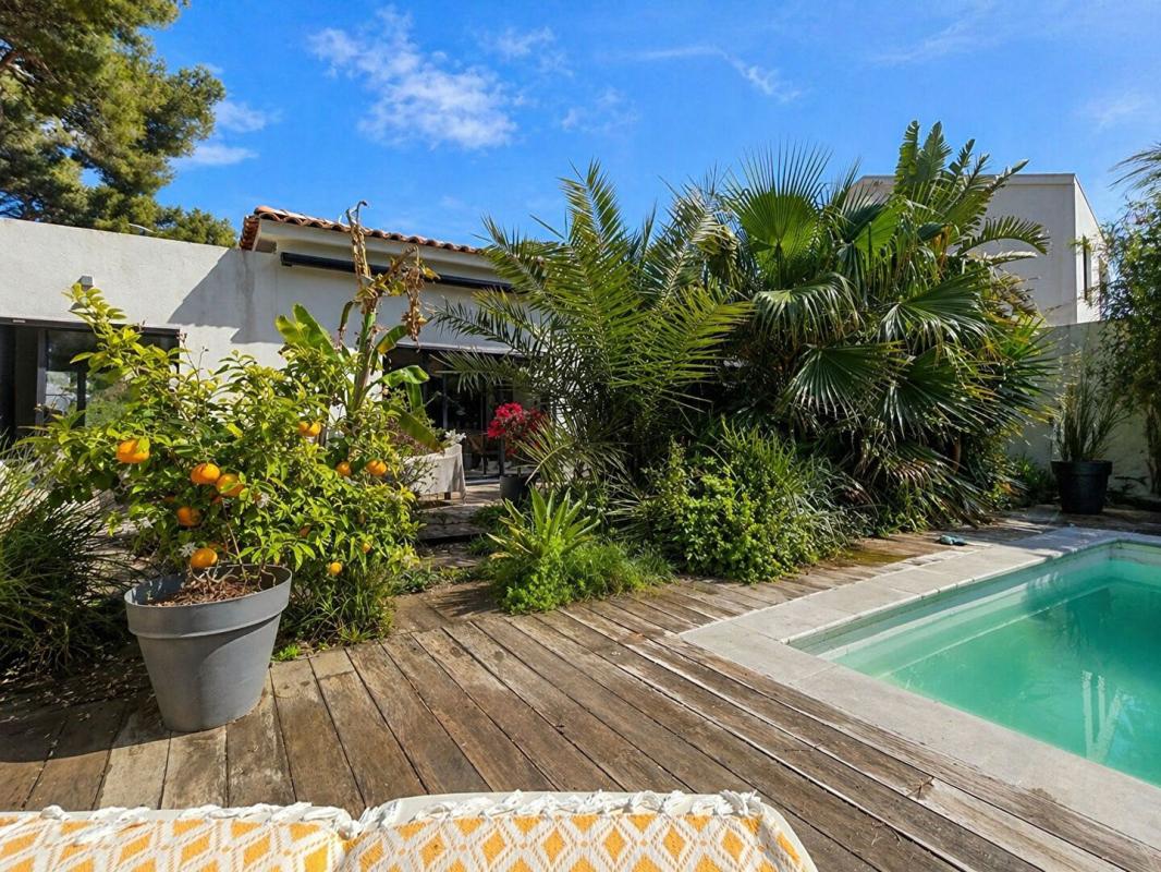 SAUSSET-LES-PINS Maison Sausset Les Pins 4 pièce(s) 116 m2 plein pied , piscine jardin garage 9