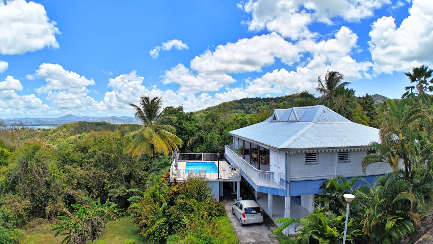 LES TROIS-ILETS Villa F11 de 445 m2 PISCINE vue mer au Trois Ilets 18