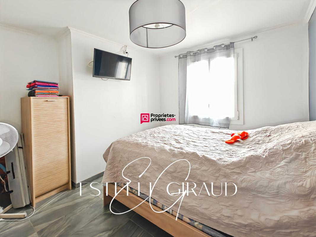 SAINT-NAZAIRE-D'AUDE Au Somail : Villa 4 faces avec piscine, rénovée, prête à vivre 9