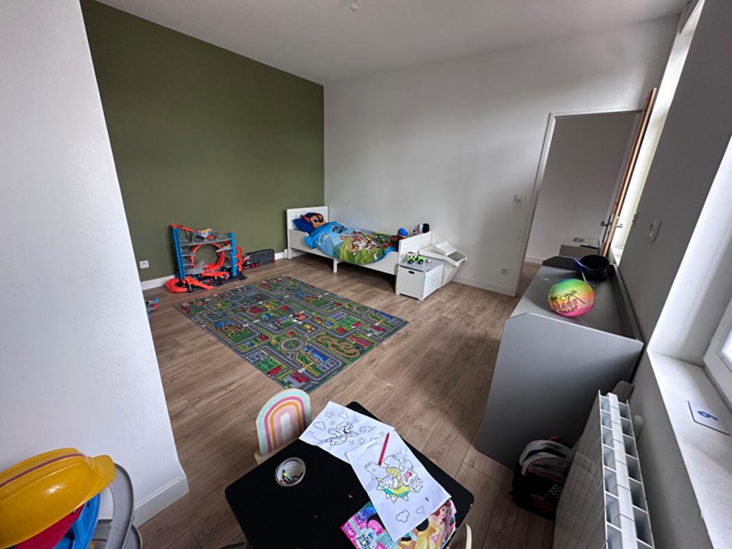 HENIN-BEAUMONT Maison 140 m²  - Centre-ville Hénin-Beaumont - 3 chambres + cour 9