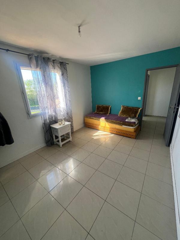 BOURG-LES-VALENCE Villa Bourg Les Valence 6 pièce(s) 150 m2 11