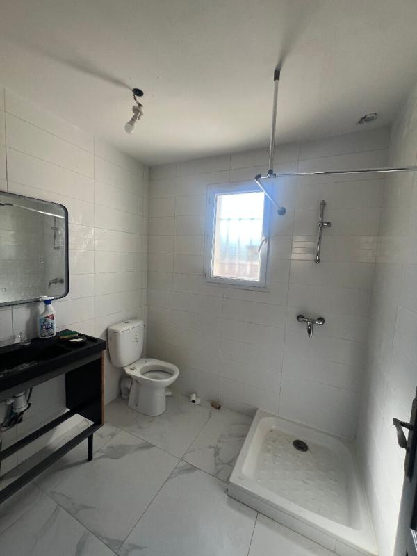 BOURG-LES-VALENCE Villa Bourg Les Valence 6 pièce(s) 150 m2 15