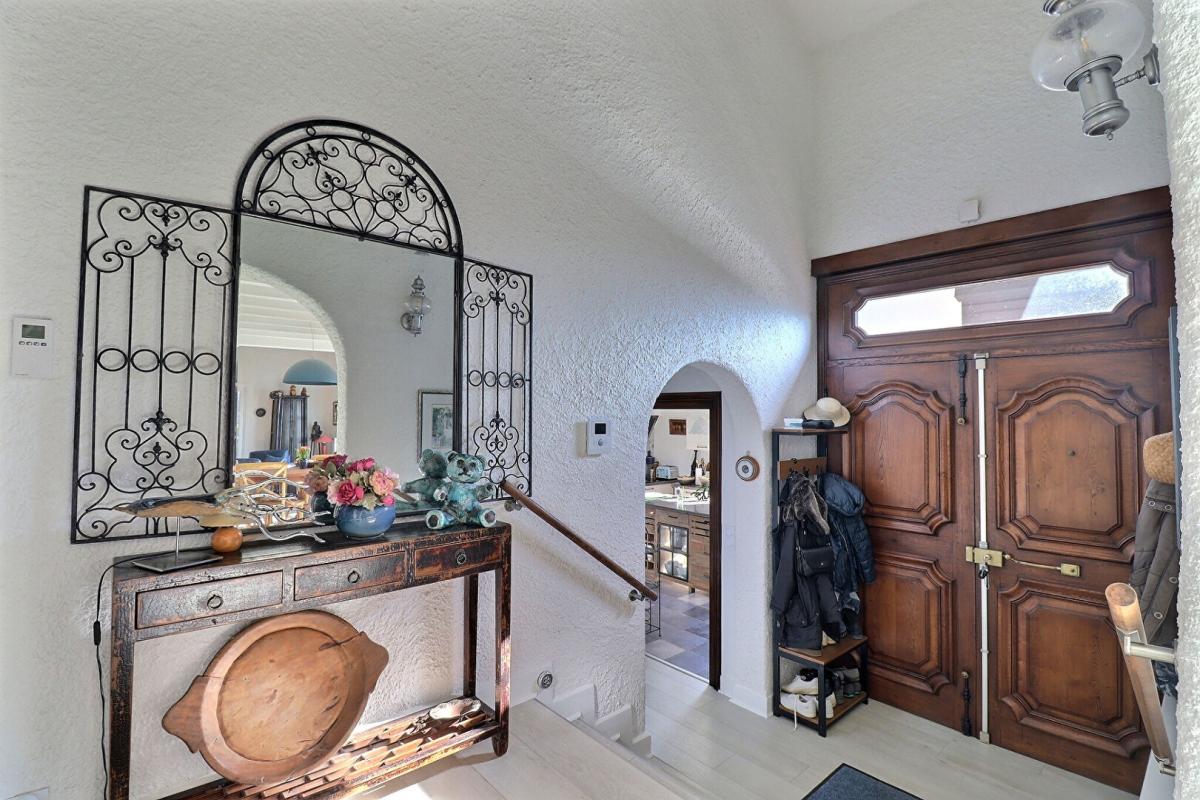 LA ROCHETTE Maison d'architecte 8P 252 m² VALGELON-LA ROCHETTE (73110) 5