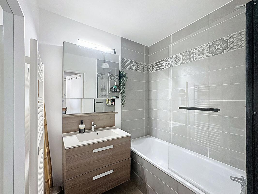 BIEVRES Appartement 3 pièces 65 m²  Balcon Dernier étage  Résidence 2018 11