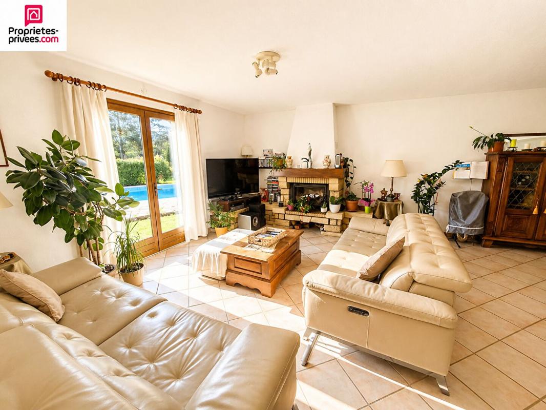 SAINT-CEZAIRE-SUR-SIAGNE Villa 6 PIECES 170 m2 PISCINE GARAGE TERRAIN 1800 M2 6