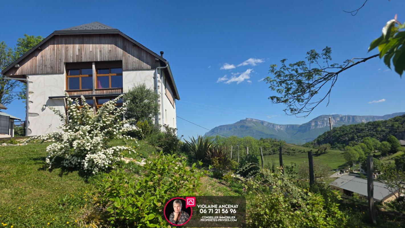 MONTAGNOLE Montagnole, grange rénovée,  166 m2 , 4 chambres 1