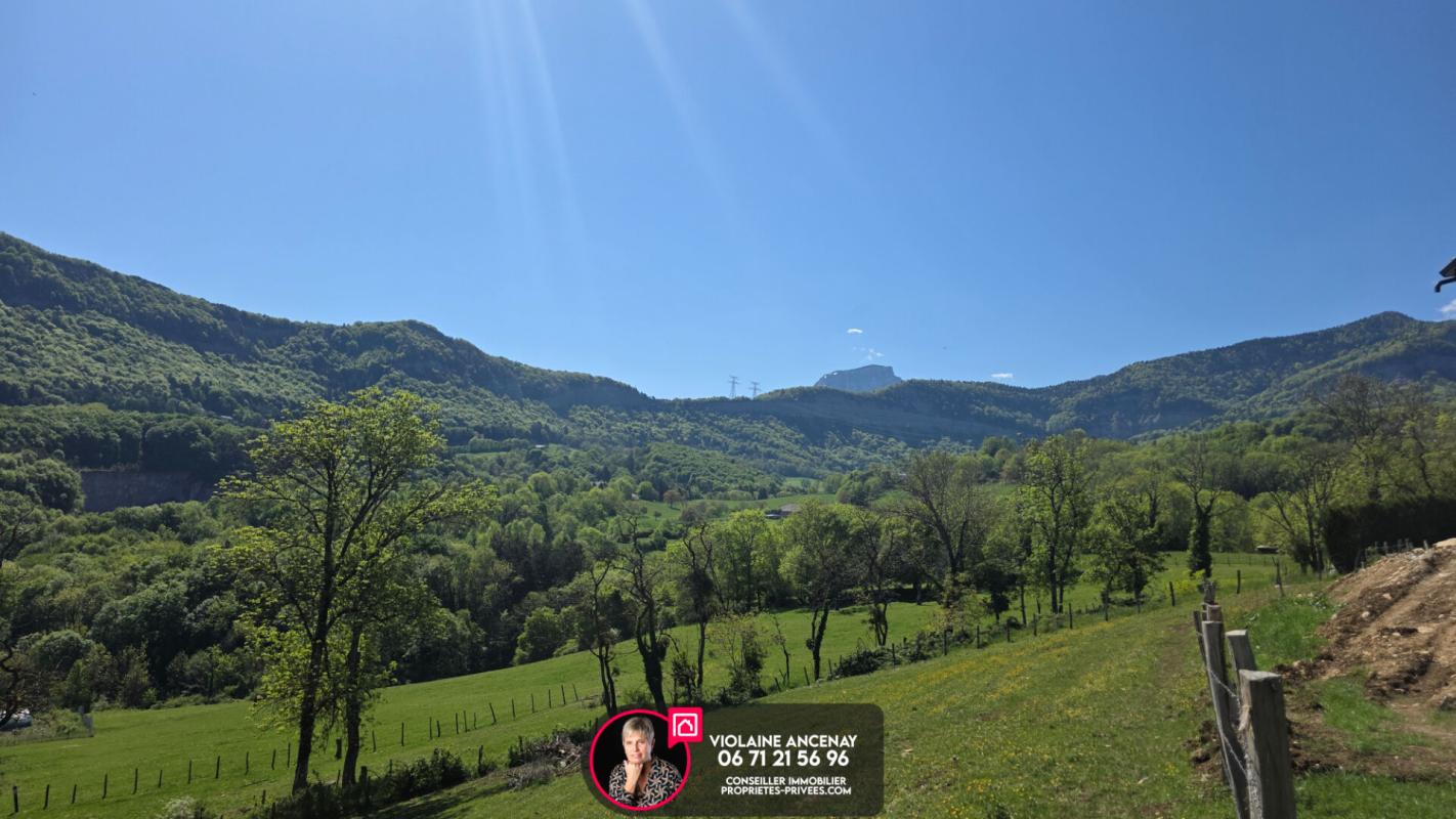 MONTAGNOLE Montagnole, grange rénovée,  166 m2 , 4 chambres 2
