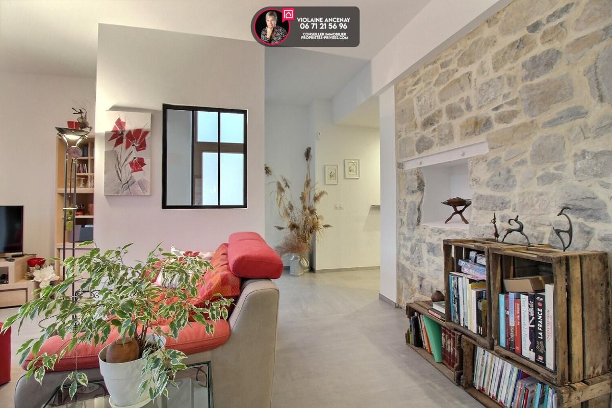 MONTAGNOLE Montagnole, grange rénovée,  166 m2 , 4 chambres 5