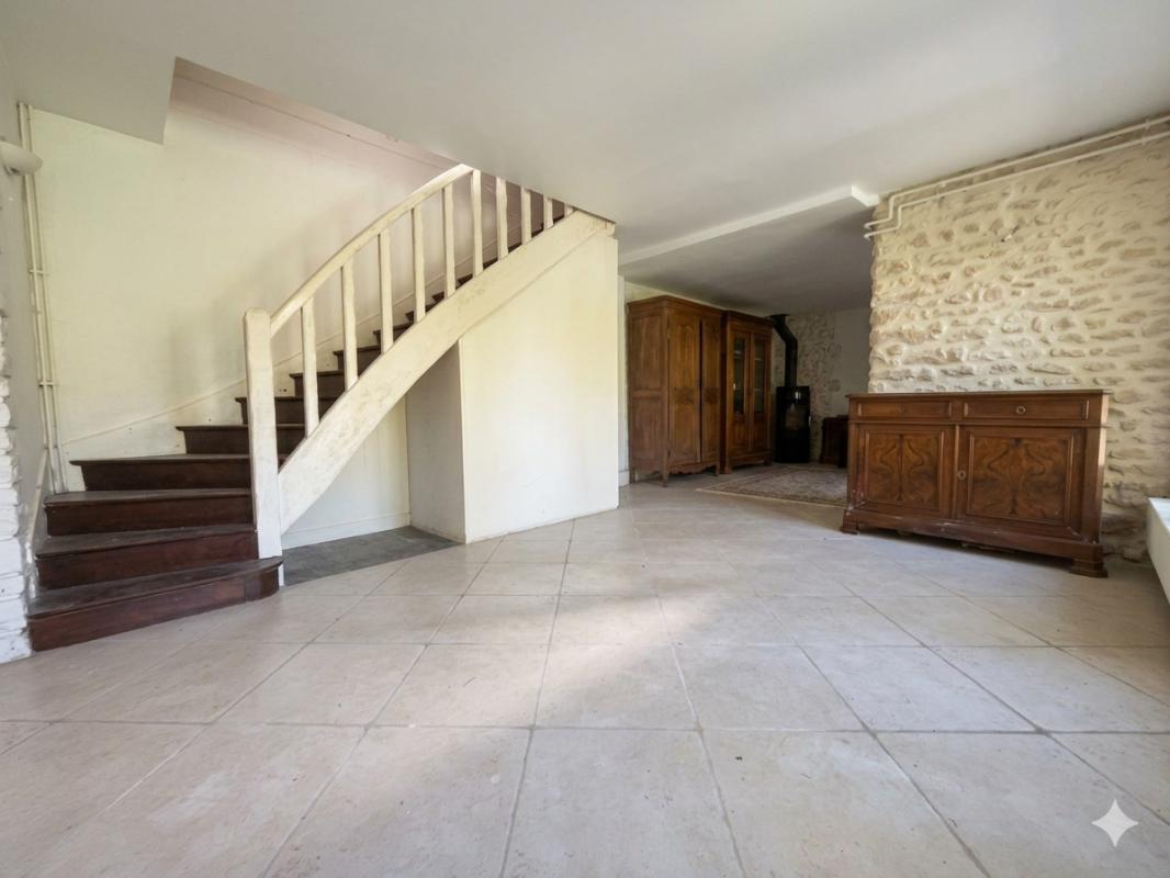 MEREVILLE Superbe Propriété dans la vallée de la juine comprenant deux maisons 5