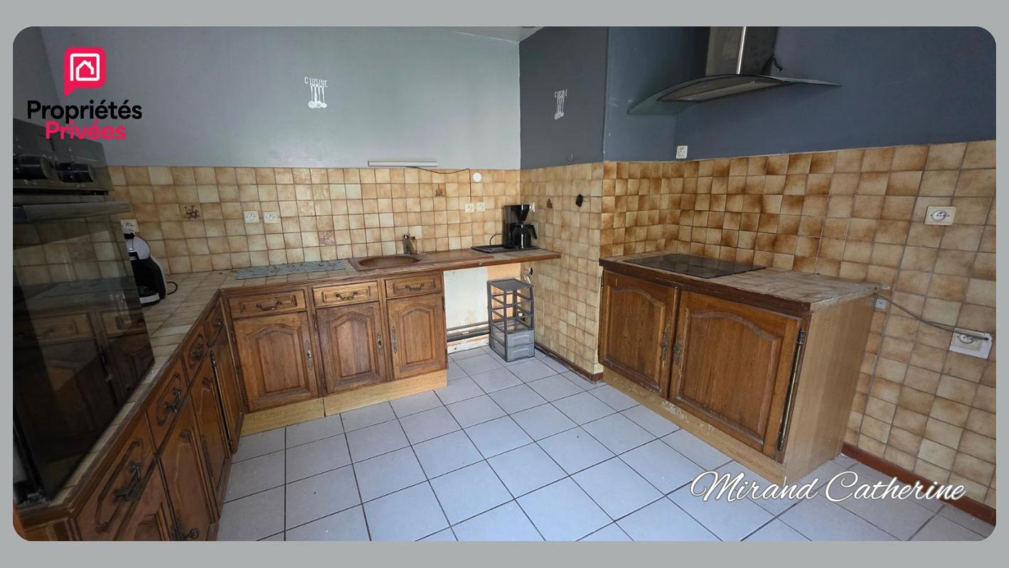 SAINT-JULIEN-LES-VILLAS Maison Saint Julien Les Villas 5 pièce(s) 142 m2 13
