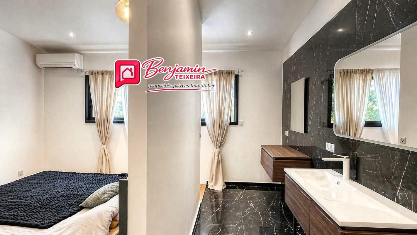 ROQUEBRUNE-SUR-ARGENS Maison Roquebrune Sur Argens 4 pièce(s) 109.85 m2 10