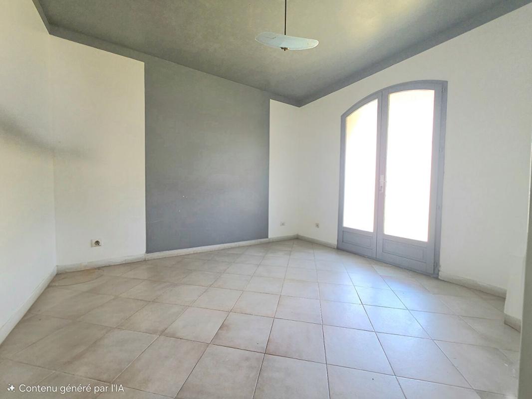 SIX-FOURS-LES-PLAGES Maison Six Fours Les Plages 8 pièce(s) 260 m2 8