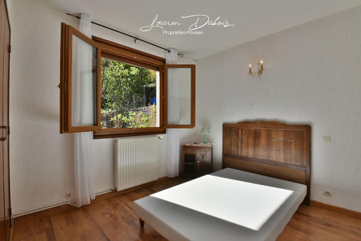 SERRES MAISON INDIVIDUELLE LUMINEUSE EN POSITION DOMINANTE 13