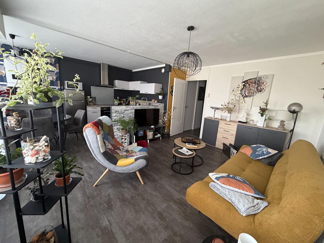 NEVERS Appartement Nevers 2 pièce(s) 52 m2 2