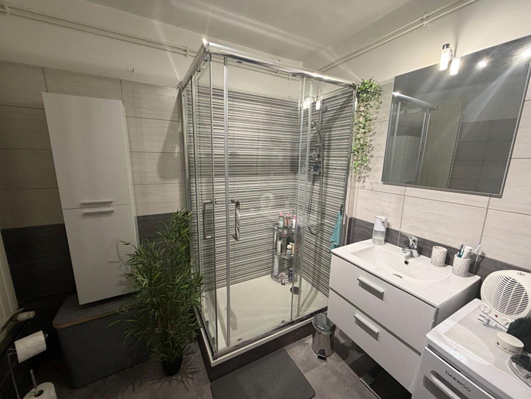 NEVERS Appartement Nevers 2 pièce(s) 52 m2 7