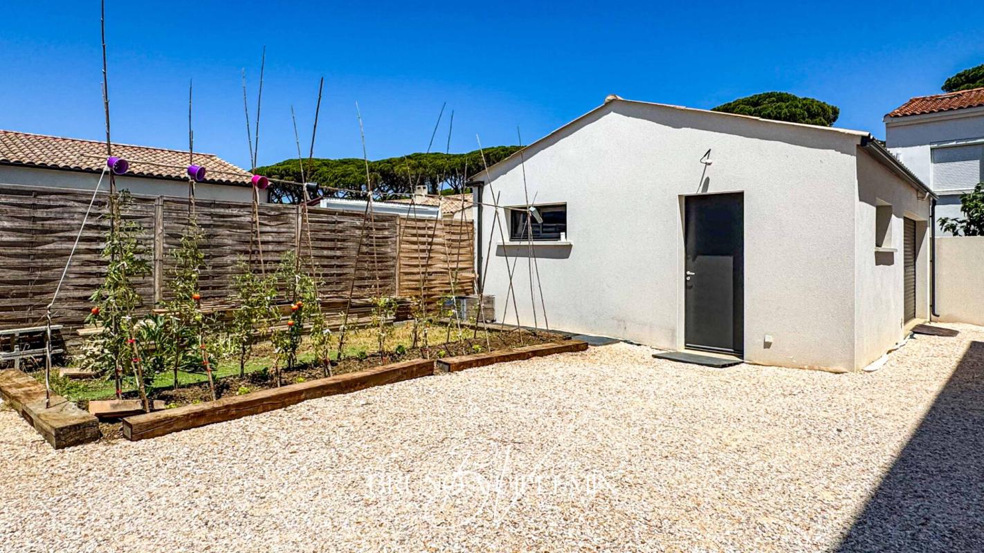 NARBONNE VILLA D'ARCHITECTE CLASSEE DOUBLE A / PISCINE, GARAGE & CARPORT / 2 SUITES et 3 CHAMBRES 18