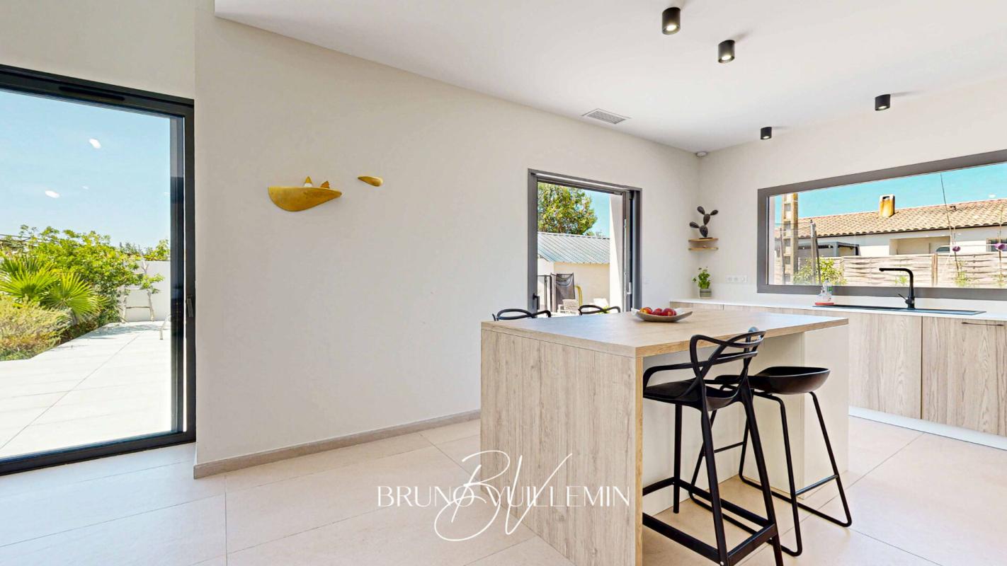 NARBONNE VILLA D'ARCHITECTE CLASSEE DOUBLE A / PISCINE, GARAGE & CARPORT / 2 SUITES et 3 CHAMBRES 6