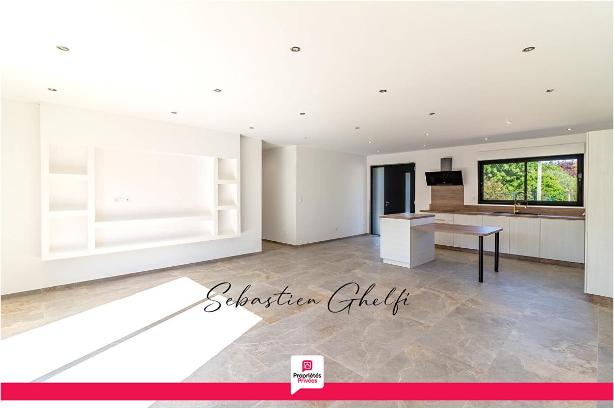 CHITENAY Chitenay- belle maison de plain-pied-3 chambres-cellier-garage 2