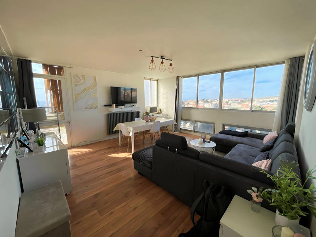 MARSEILLE-15E-ARRONDISSEMENT Exclusivité, vendu avec locataire, T4 Marseille 15ème , Résidence Val pins, quartier Les Borels 2
