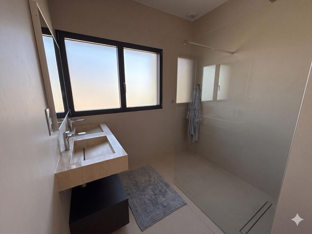 BORDEAUX Maison  5 pièce(s) 150 m2 Grand standing à Caudéran 5