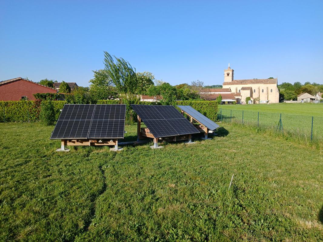SIEURAC Maison de 115m², 6 pièces piscine et panneaux photovoltaïques 15