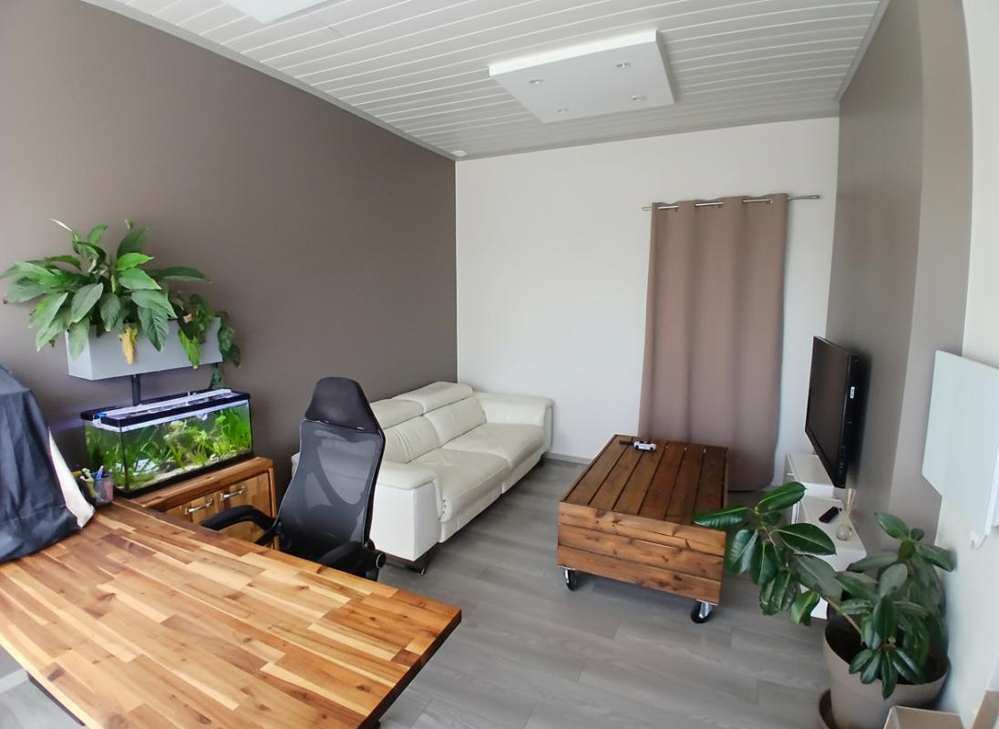 SIEURAC Maison de 115m², 6 pièces piscine et panneaux photovoltaïques 5