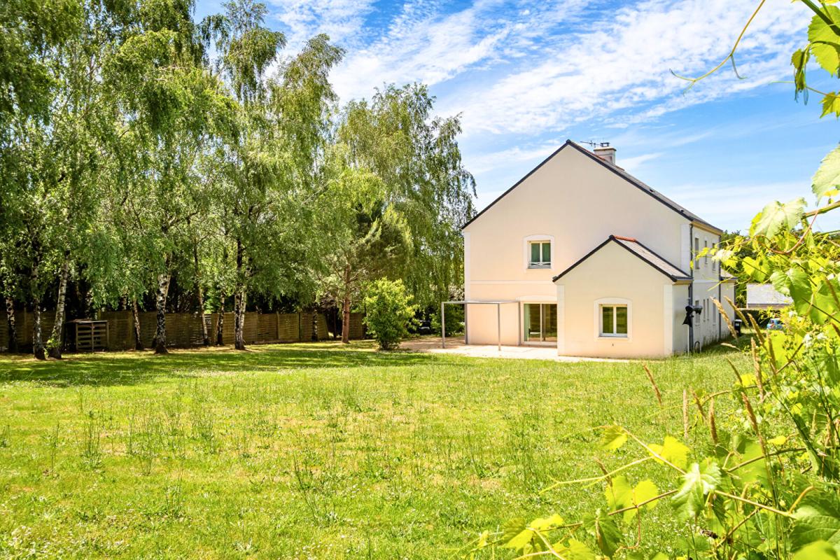 LA CHAPELLE-SUR-ERDRE Maison bourgeoise 221 m² Domaine des Taillis La chapelle sur Erdre 15