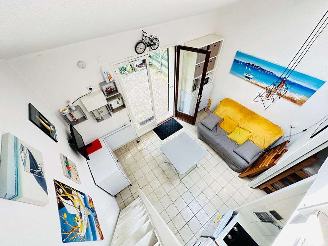 SAINT-GEORGES-DE-DIDONNE Appartement Saint Georges De Didonne 1 pièce(s) 16.35 m2 4