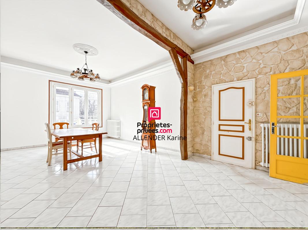 VILLENEUVE-L'ARCHEVEQUE Maison Villeneuve L Archeveque 4 pièce(s) 107 m2 8