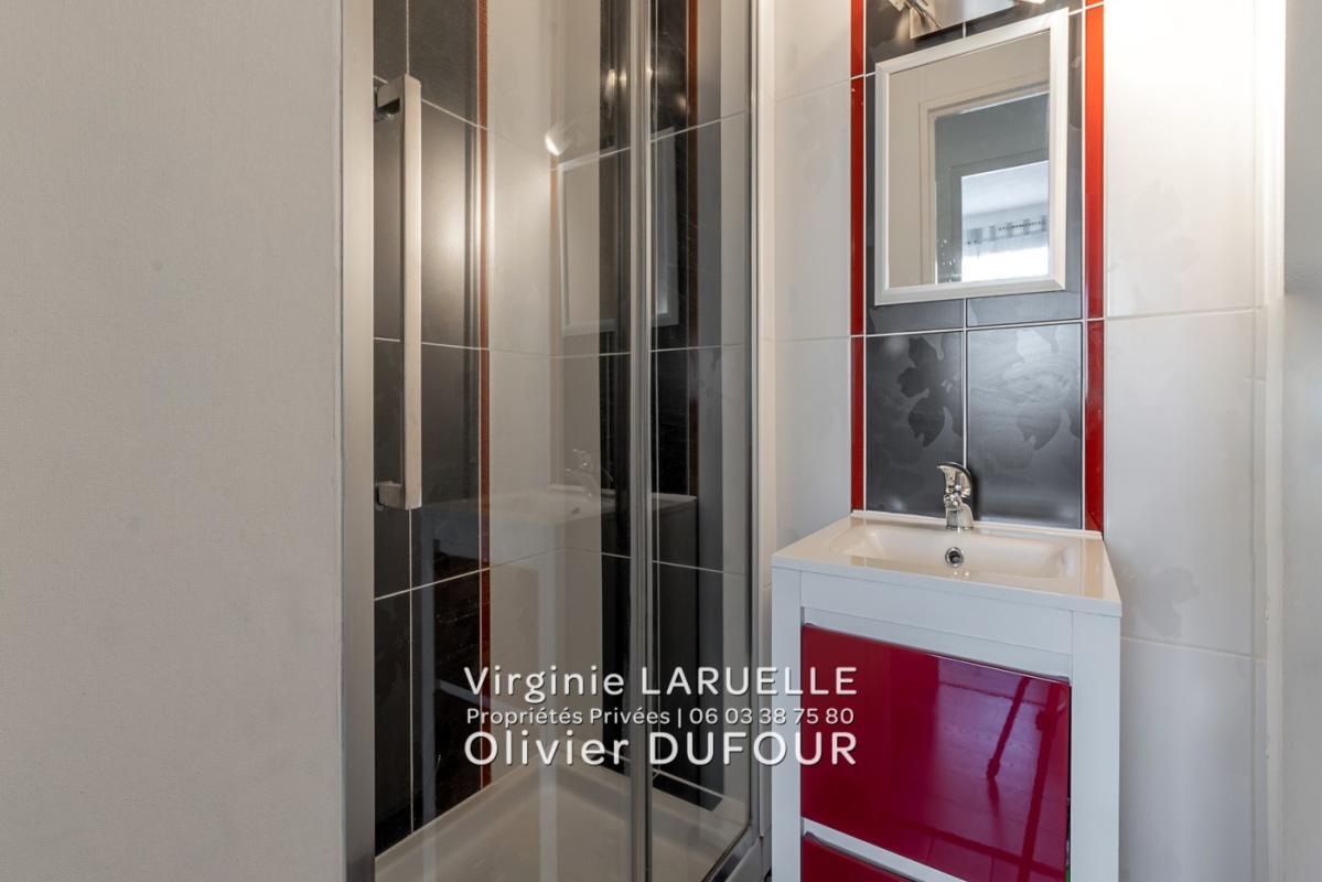 ROUEN Rouen Centre Ville - Appartement balcon 4 chambres cave et 2 parking 15