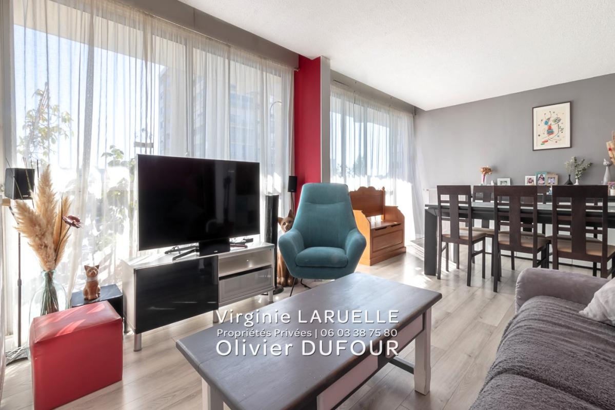 ROUEN Rouen Centre Ville - Appartement balcon 4 chambres cave et 2 parking 3