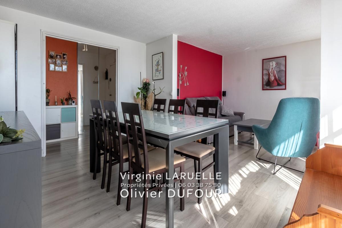 ROUEN Rouen Centre Ville - Appartement balcon 4 chambres cave et 2 parking 7