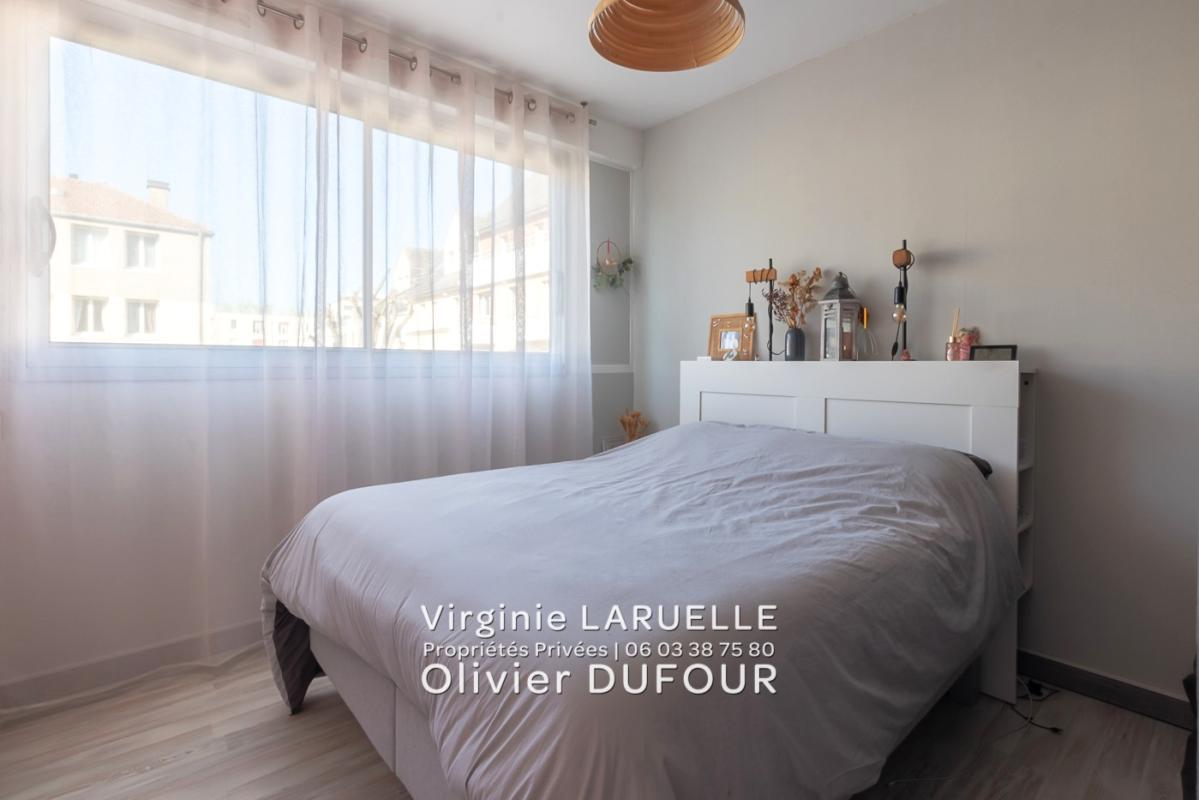 ROUEN Rouen Centre Ville - Appartement balcon 4 chambres cave et 2 parking 9