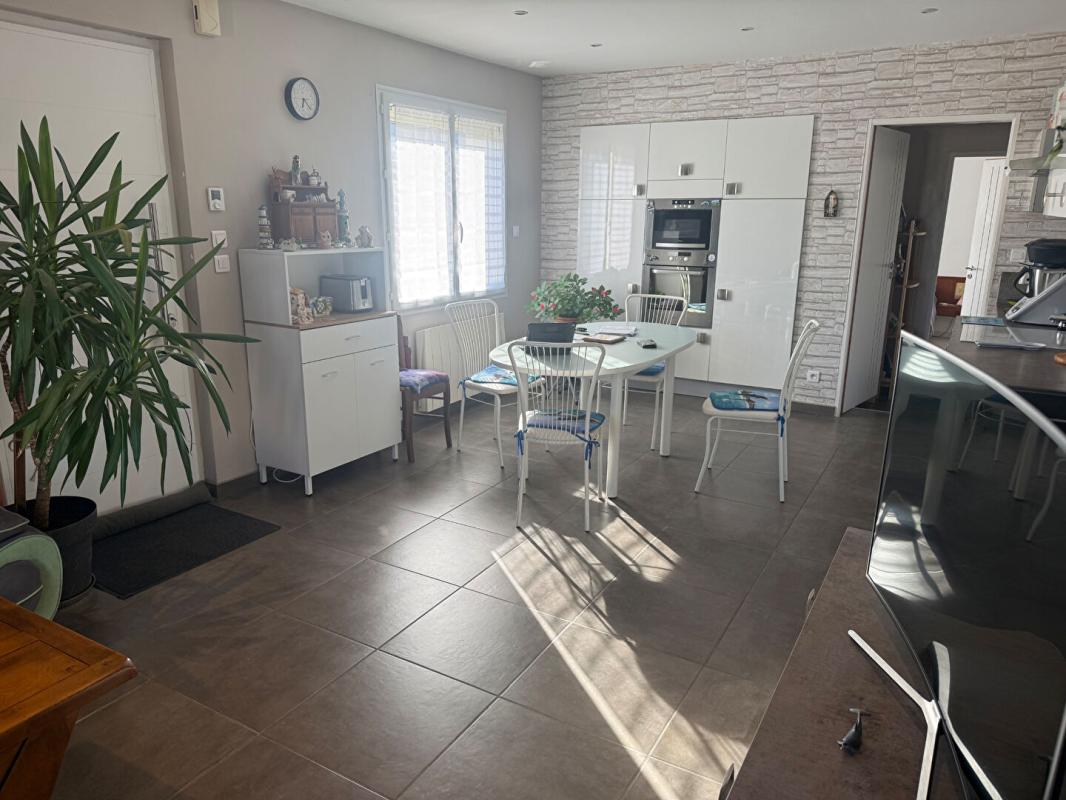 SAINT-MARCEL Maison Saint Marcel 4 pièce(s) 99 m2 6